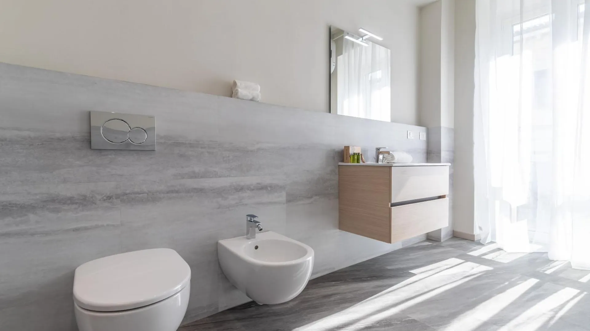 Suite Da Vinci Pavia 0*,  Italia