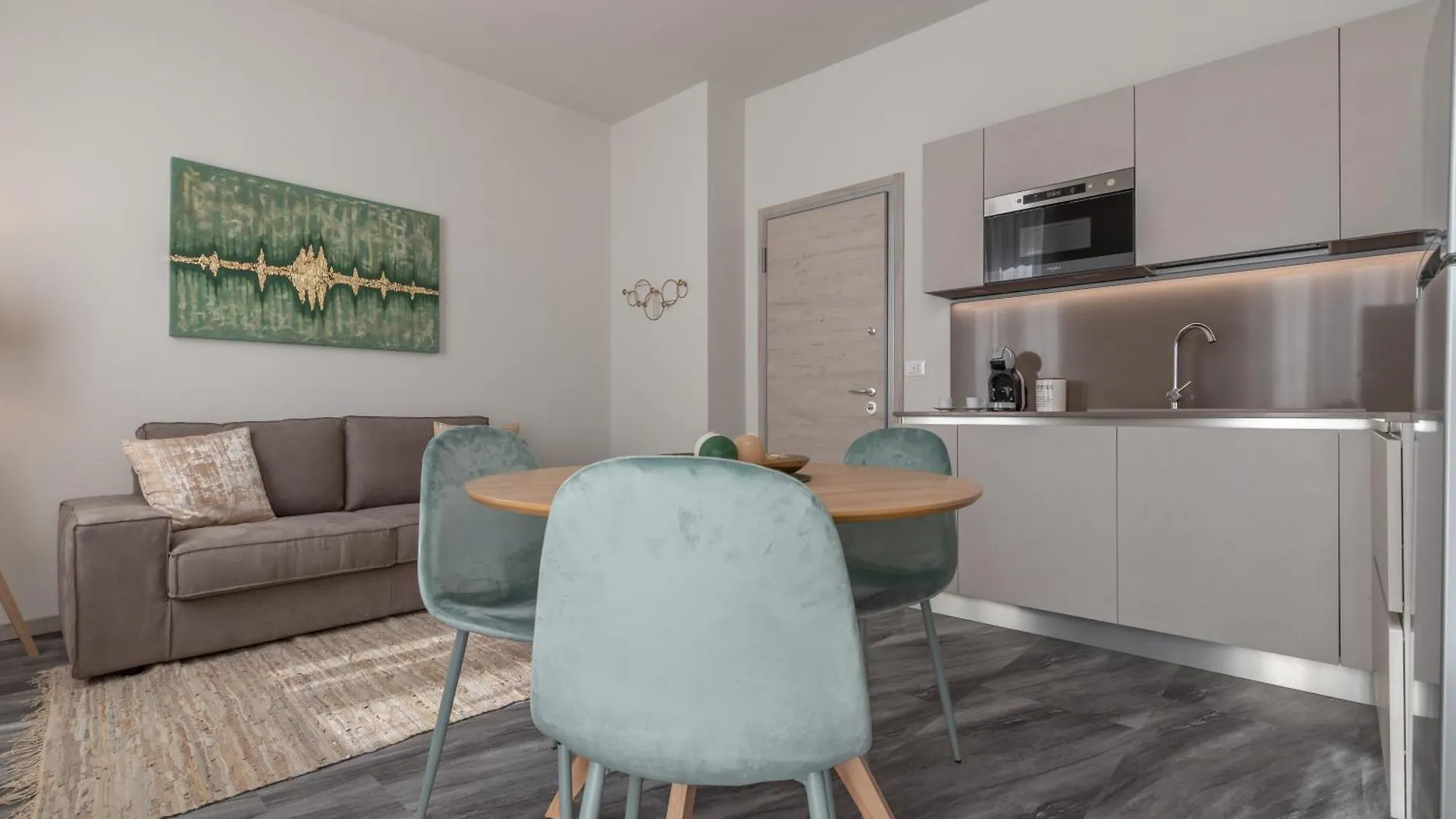 Suite Da Vinci Pavia 0*,  Italia